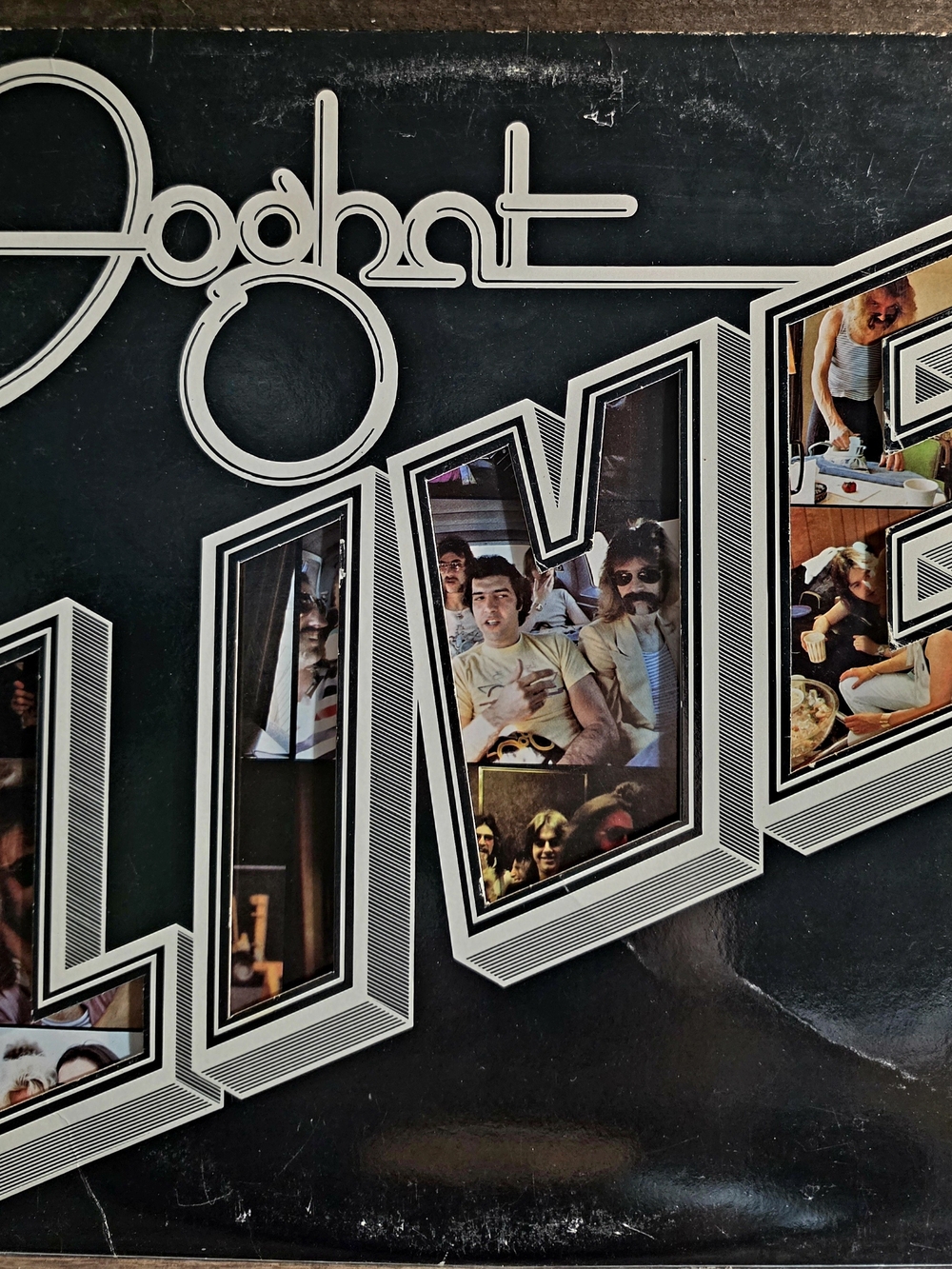 Foghat Live Vinyl Record 1977,relesed on Bearsville Record ,Rock